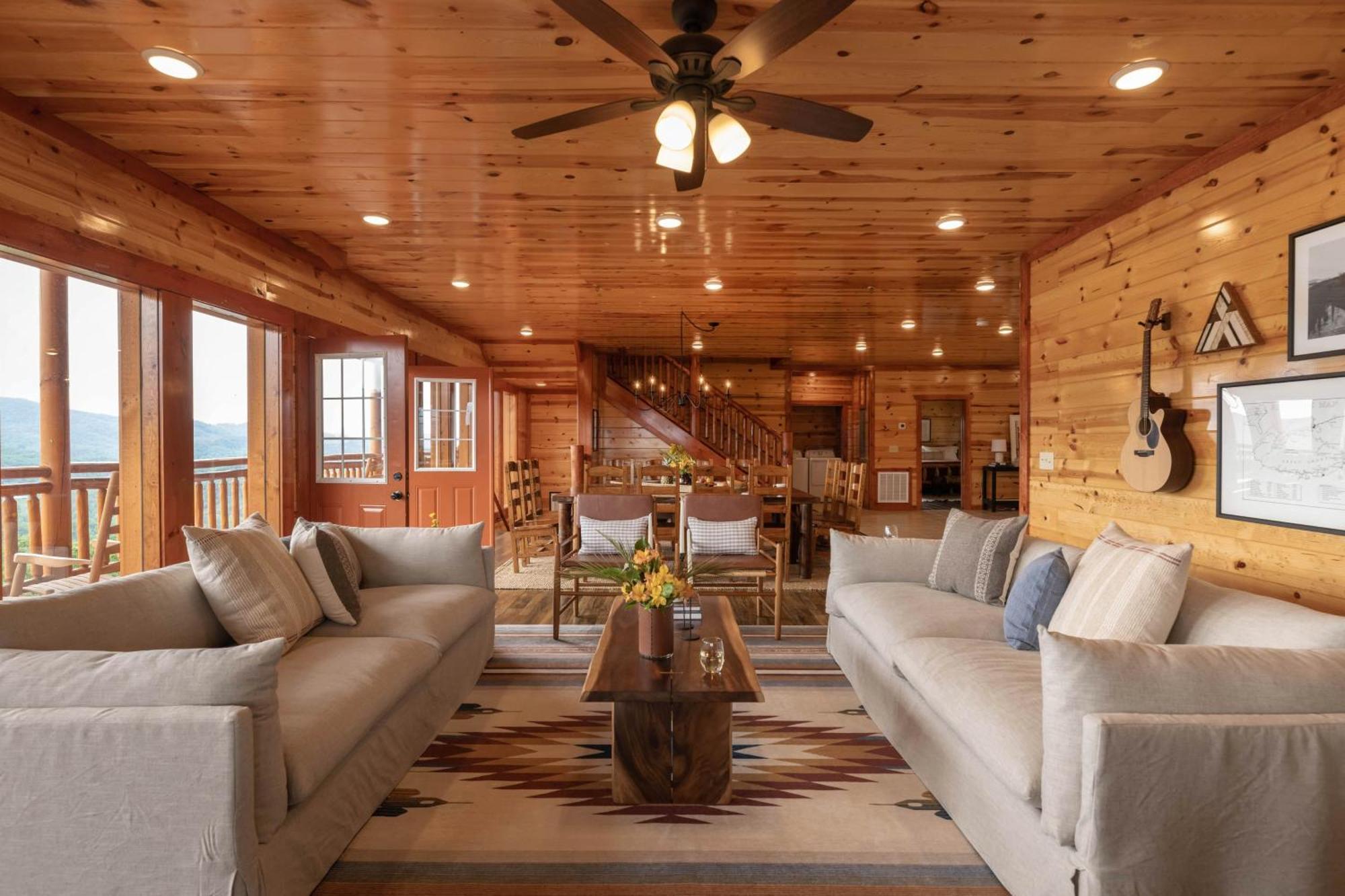 Sugarland By Avantstay Sleeps 28 Home Theatre Two Hot Tubs Indoor Pool Incredible Views Pigeon Forge Exteriör bild